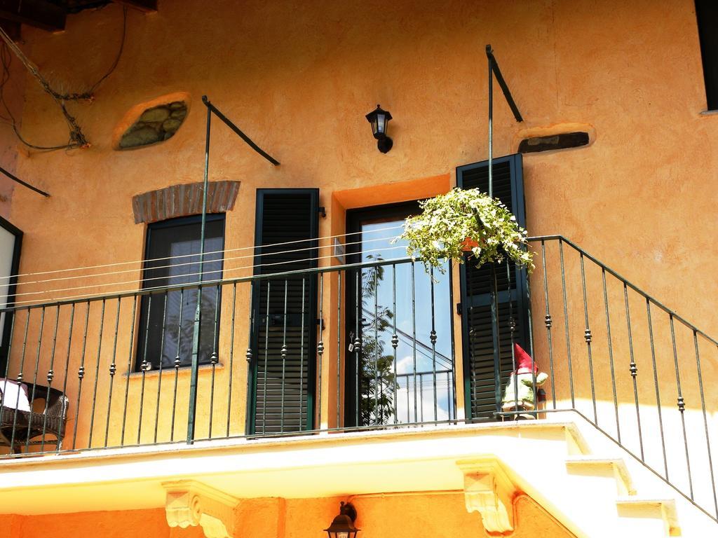 Bed&Breakfast La Siepe Pinerolo Pokój zdjęcie